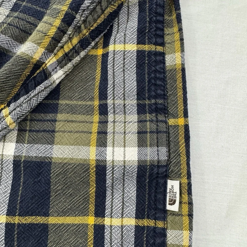 The North Face Men's XL Plaid Flannel Shirt Blue Brown Long Sleeve Button Up